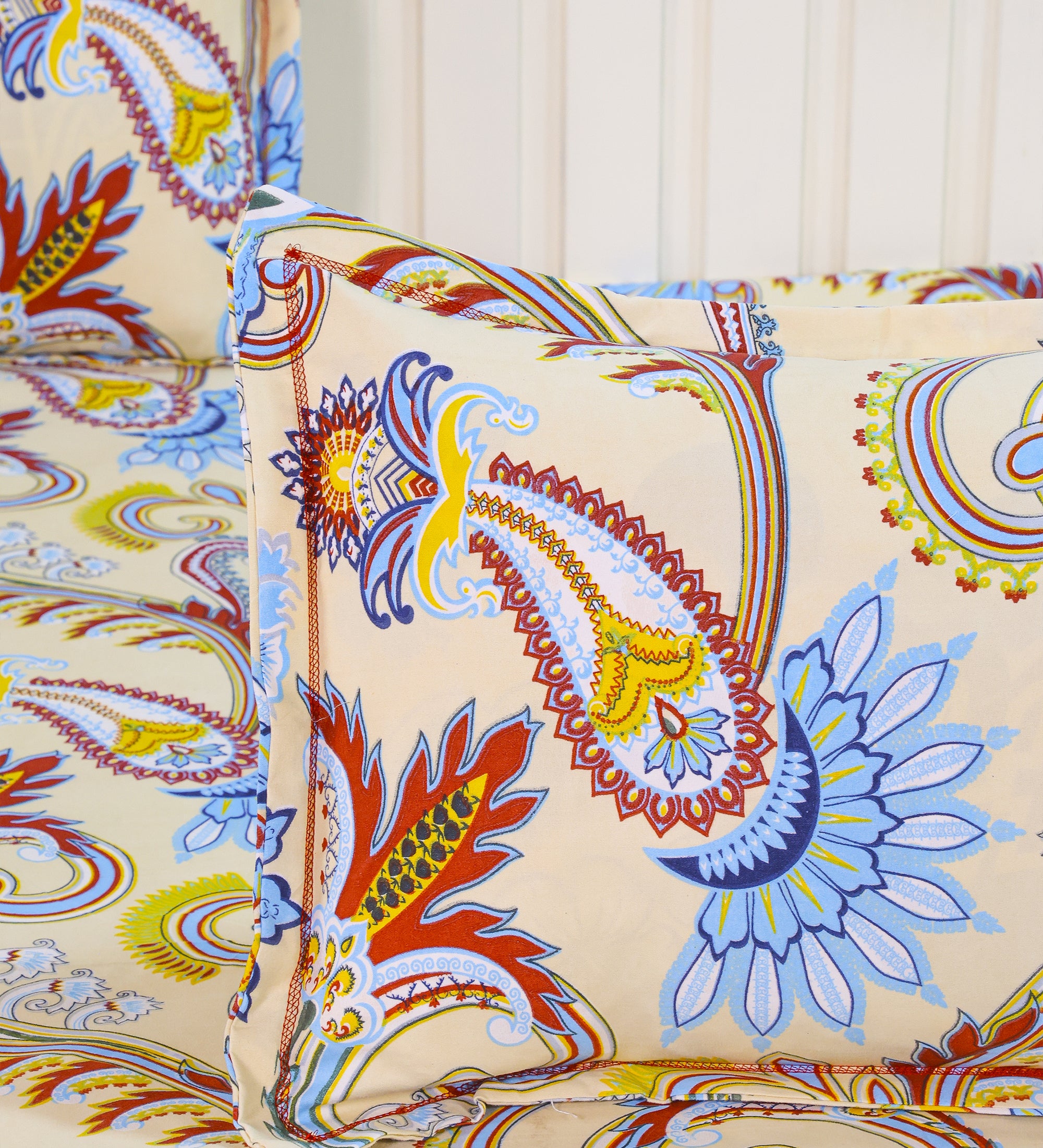 Aesthetic Cotton Beige Double Bedsheet