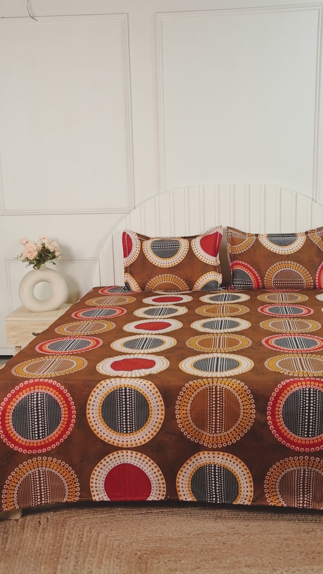 Circle Brown Cotton Double Bedsheet